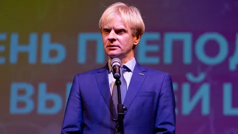 Ректор БФУ поздравил всех с Днем Российской науки 