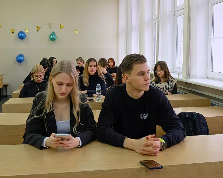 В БФУ отметили День социолога |  6