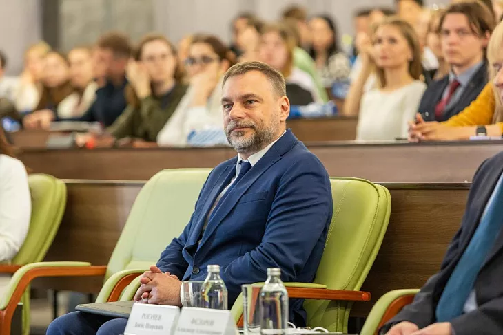 В БФУ стартовала образовательная футбольная конференция |  7