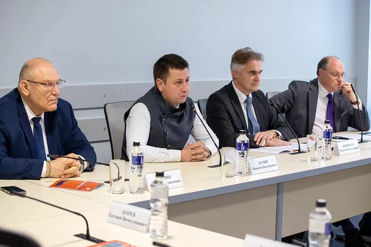 Единообразное применение права ЕАЭС обсудили на&nbsp;конференции в&nbsp;БФУ им.&nbsp;И.&nbsp;Канта |  2