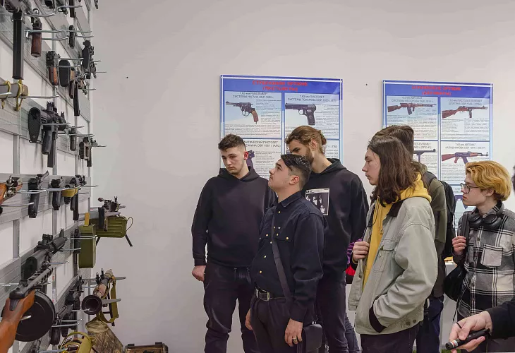 В Военном учебном центре прошла экскурсия для студентов БФУ |  11