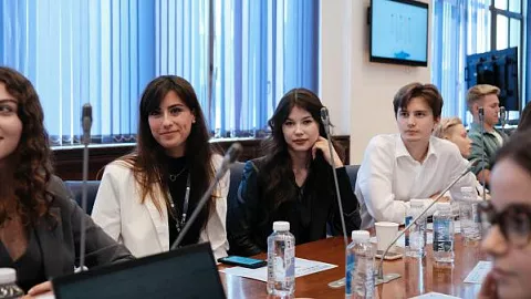 Студентка Высшей школы бизнеса и предпринимательства приняла участие в Международном форуме ЕАЭС