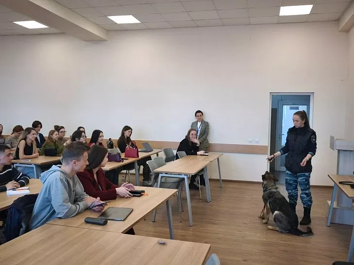 Открытый диалог: в&nbsp;БФУ им.&nbsp;И.&nbsp;Канта состоялся разговор о&nbsp;запрещенных веществах и&nbsp;судьбах поколений |  4