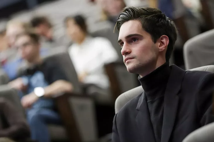 Переезд в новый кампус, структура студенческого соуправления и стипендии: Максим Демин провел встречу со студентами вуза |  2