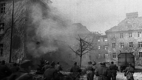 К 80-летию области: историки БФУ им.&nbsp;И.&nbsp;Канта разрабатывают настольную игру «Штурм Кенигсберга»