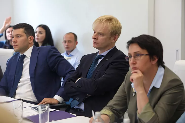 Антон Алиханов и министры регионального правительства будут преподавать студентам-политологам БФУ |  1