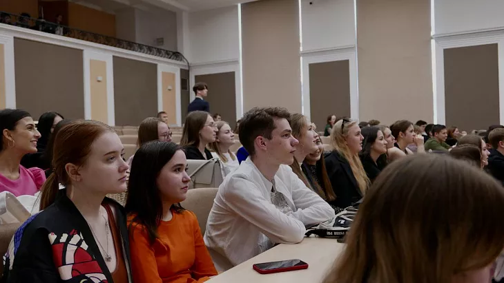 В БФУ отметили День российского предпринимательства  |  7