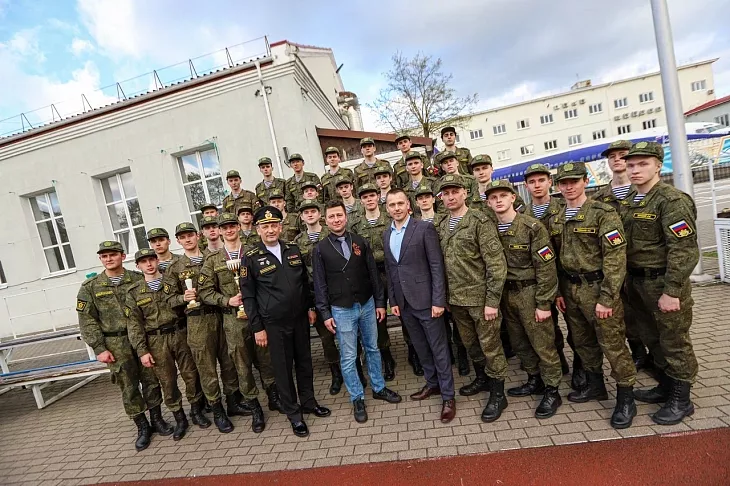 Стрельба, эстафеты, канат: в Военном учебном центре определили самый спортивный взвод |  2