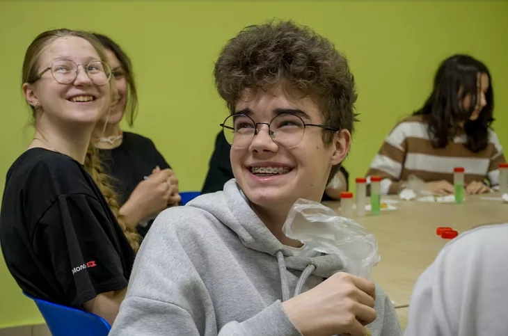 Молодые ученые БФУ приняли участие в&nbsp;организации обучающей смены «Просто о&nbsp;науке!» для&nbsp;школьников  |  1