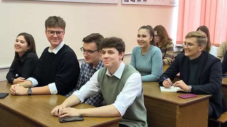 Студенты БФУ приняли участие в игре по вопросам профилактики деструктивного поведения среди молодежи |  4