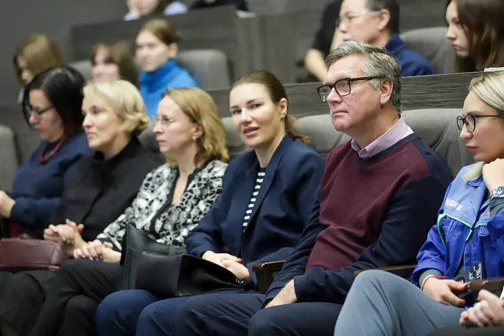 «Как творчество меняет промышленность» — обсудили эксперты международного фестиваля «АртПром» в БФУ им. И. Канта  |  2