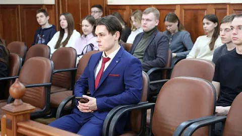 В рамкам открытого диалога прошла выездная встреча студентов-юристов в Калининградском областном суде