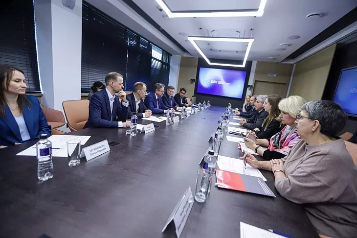 Ключевая ставка, ценовая стабильность и инфляция: советник Председателя Банка России прочитал лекцию для студентов БФУ им. И. Канта  |  7