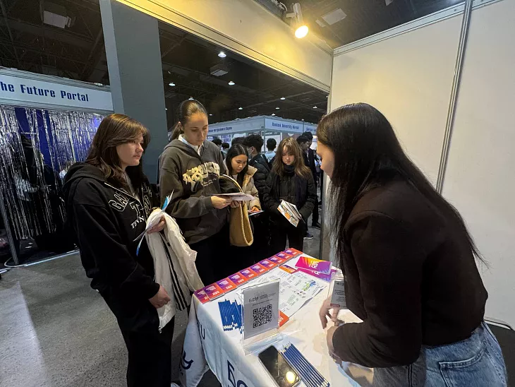 Представители БФУ им. И. Канта успешно представили университет на международной выставке в Алматы |  3