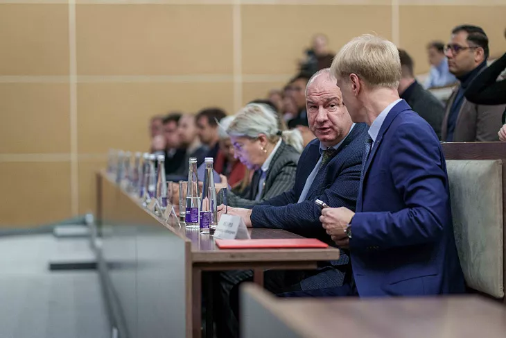 В БФУ приехали 75 финалистов Международной студенческой олимпиады по философии из 11 стран  |  7