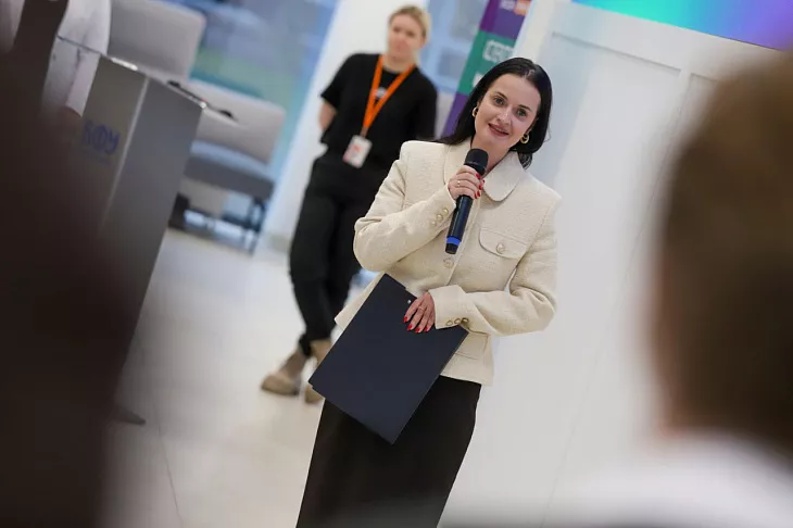 Роботы для&nbsp;снега, экокожа из&nbsp;грибов и&nbsp;софт для&nbsp;сбора мусора: в&nbsp;БФУ назвали топ-10 экостартапов |  10