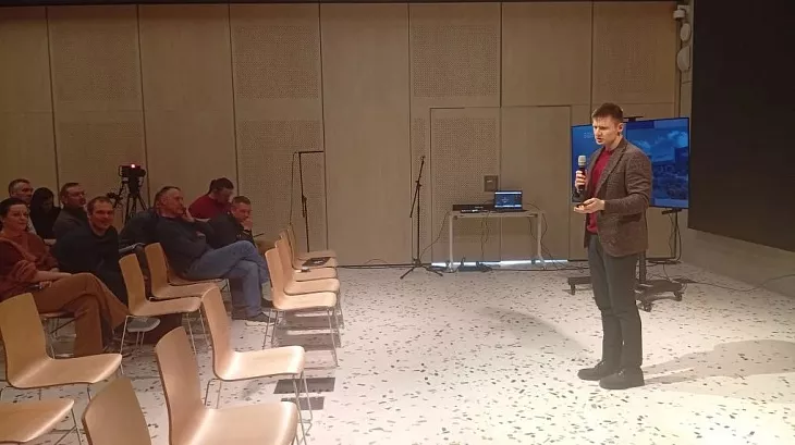 Манипуляции в&nbsp;сети: эксперт БФУ рассказал студентам и&nbsp;преподавателям РГИСИ, как&nbsp;защитить себя и&nbsp;близких |  2