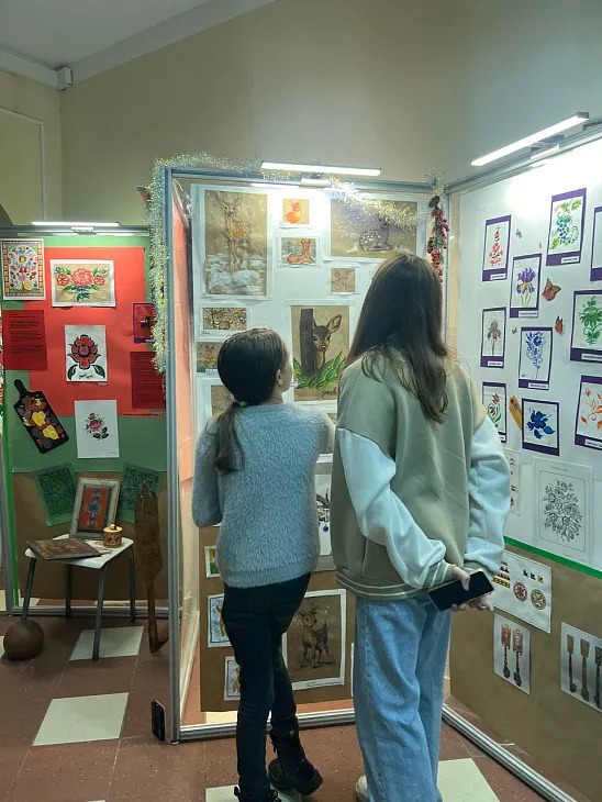 В БФУ им.&nbsp;И.&nbsp;Канта открылась выставка «Русские узоры» |  1