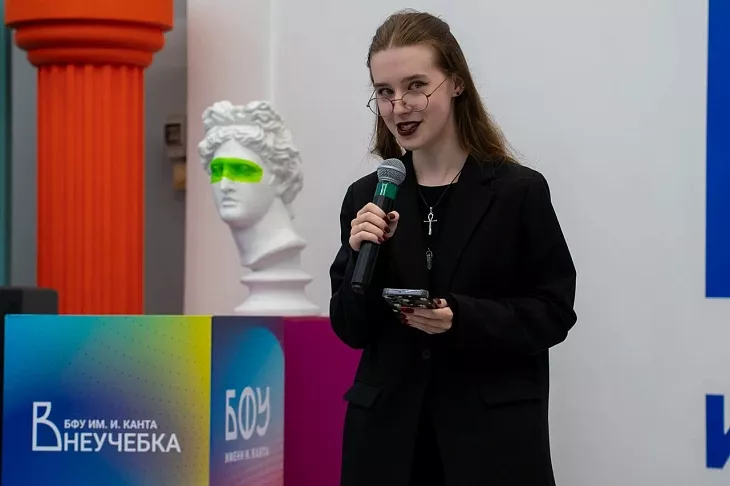Человек vs ИИ: студенты и преподаватели Высшей школы лингвистики отметили День переводчика |  3