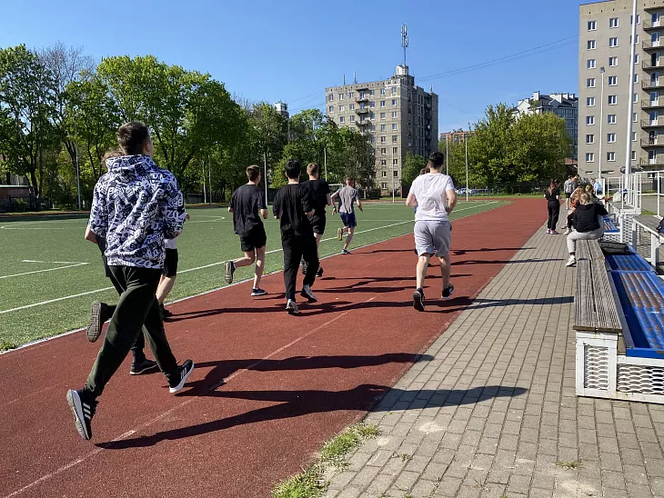 В БФУ прошел патриотический забег, посвященный 78-й годовщине Победы в Великой Отечественной войне |  1