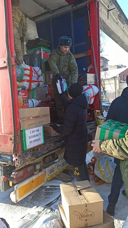 Студенты Военного учебного центра приняли участие в сборе гуманитарной помощи |  3