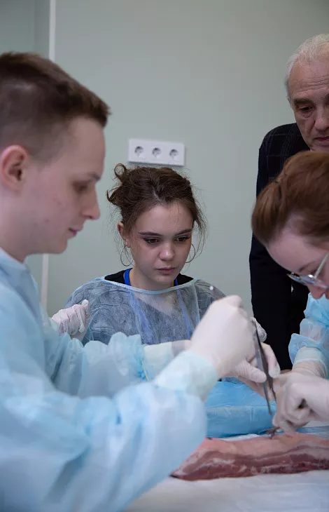 В Симуляционном центре БФУ прошел II Зимний квест по хирургии |  3