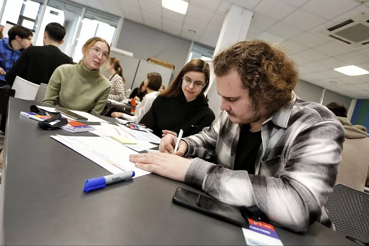 Выбрать нишу и построить бизнес-модель: в БФУ им. И. Канта продолжаются тренинги по техпреду для студентов |  5