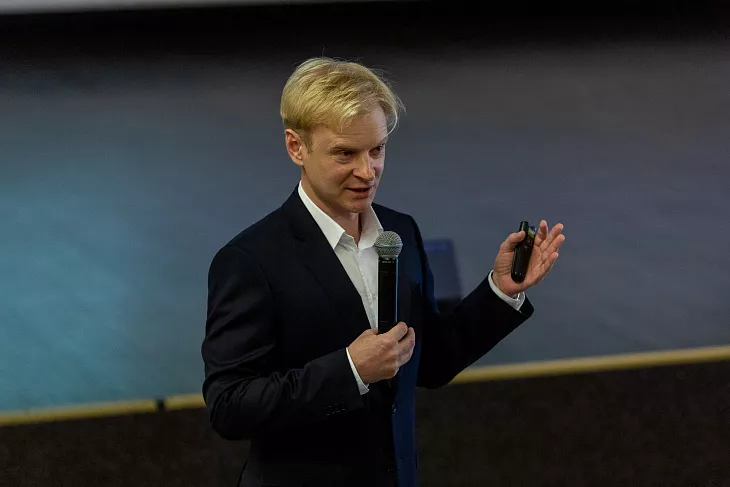 Кампус в метавселенной: ректор Александр Федоров прочитал лекцию об университетах будущего |  6