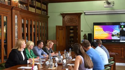 В БФУ состоялось общественное обсуждение новой системы высшего образования по химическому направлению