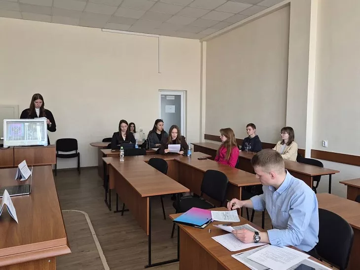 В Высшей школе права прошла научная конференция «Актуальные проблемы и&nbsp;перспективы развития инновационной экономики, управления и&nbsp;права» |  1