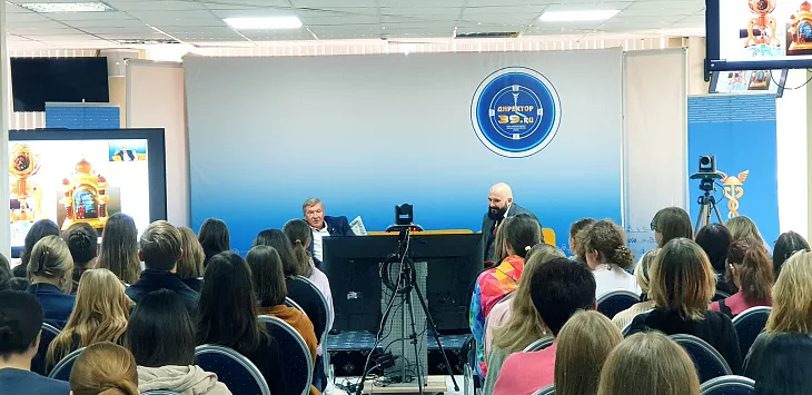 Студенты БФУ им.&nbsp;Канта встретились с&nbsp;генеральным директором ООО «Сувениры Балтики» |  2