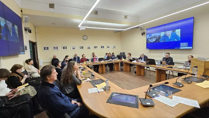 Философ БФУ им.&nbsp;И.&nbsp;Канта защитила докторскую диссертацию по&nbsp;этике и&nbsp;физике Эмпедокла |  1