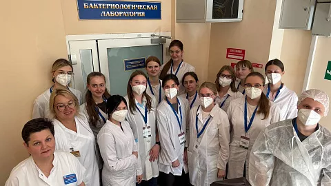 Студенты БФУ им. И. Канта прошли стажировку в летней школе Гомельского медуниверситета по микробиологии и инфектологии