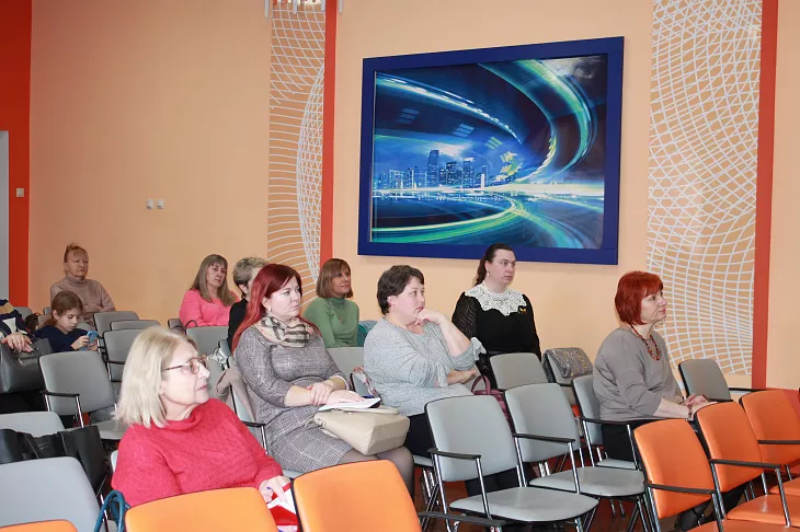 Преподаватели БФУ приняли участие в&nbsp;профориентационном семинаре для&nbsp;учителей географии |  2