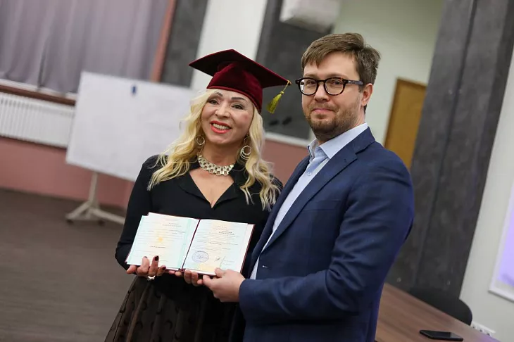 В БФУ вручили дипломы выпускникам программы профессиональной переподготовки «Экскурсоведение» |  6