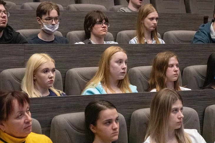 В центре патриотического воспитания БФУ обсудили документальный фильм «Предательство» |  4