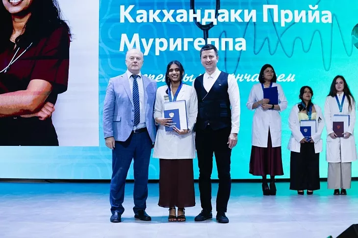 В БФУ вручили дипломы выпускникам-медикам из&nbsp;Индии, Эквадора, Бразилии и&nbsp;Германии |  11