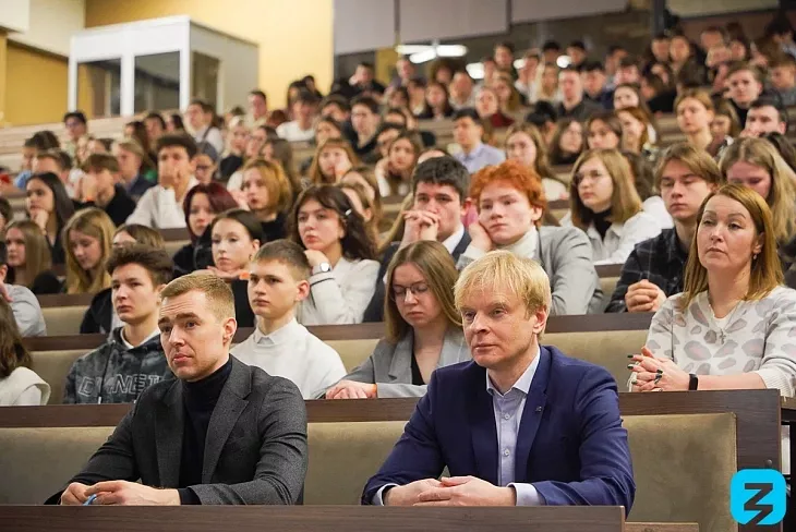 В БФУ стартовал проект российского общества «Знание» — «С места в карьеру» |  1