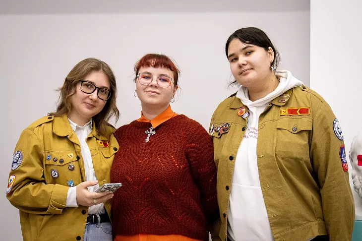 День афиш, PowerPoint-вечеринка и квартирник: БФУ им. И. Канта празднует День российских студенческих отрядов  |  4