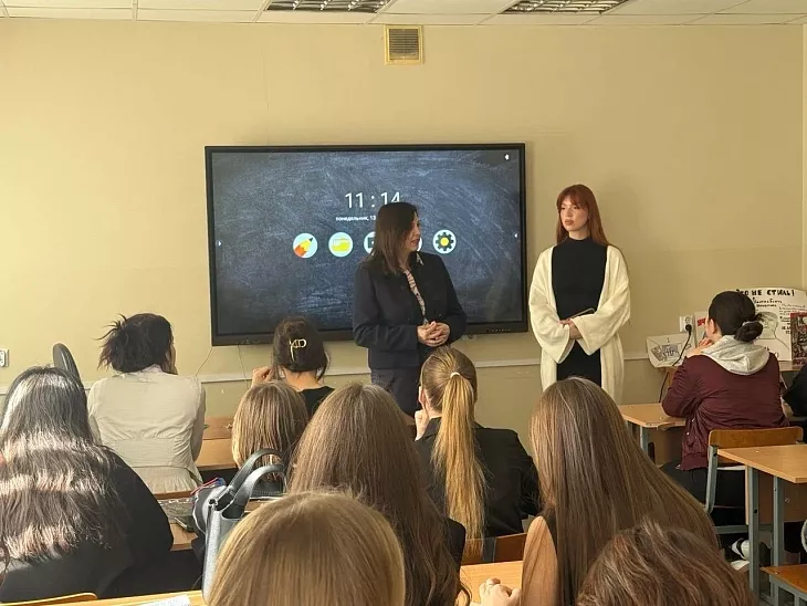 «Образование как&nbsp;вакцина»: в&nbsp;БФУ им.&nbsp;И.&nbsp;Канта студенты-художники превратили профилактику наркомании в&nbsp;искусство |  3
