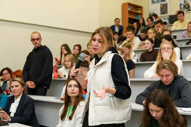 Ректор БФУ завершил серию встреч со студентами |  3