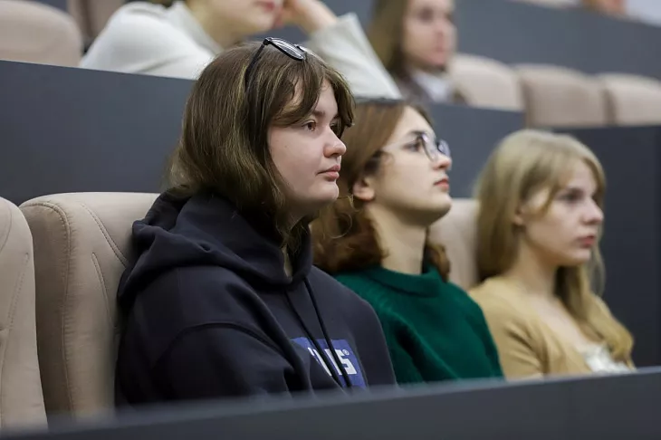 Эксперт «Матч ТВ» Сергей Лапочкин провел семинар в БФУ им. И. Канта о карьере в спортивных медиа |  3
