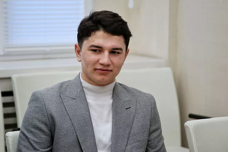 На учебный семестр в БФУ приехали три студента-медика из Узбекистана  |  3
