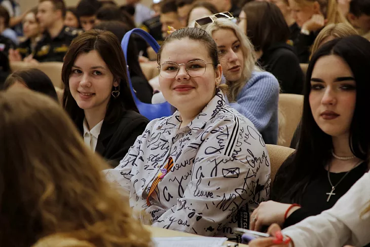 В БФУ прошел Диктант Победы |  7