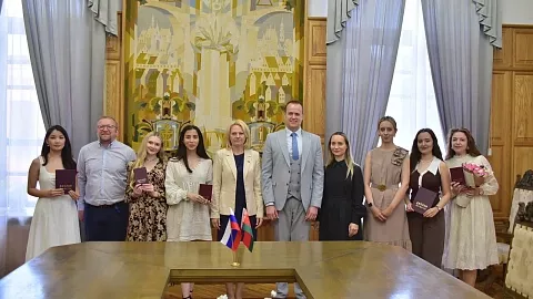 Совместная магистратура БФУ и БГУ: в Минске состоялось вручение дипломов первым выпускникам программы