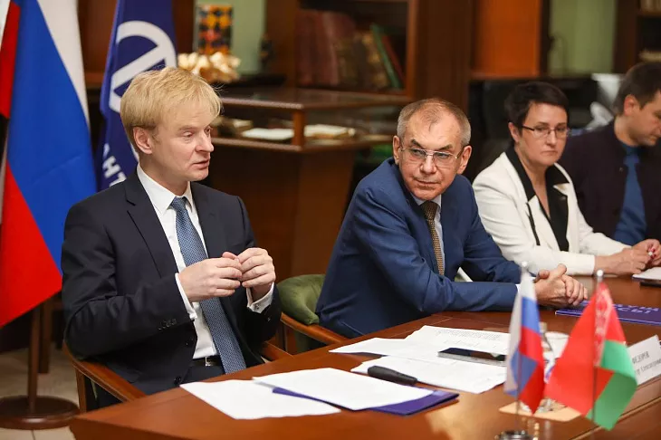 БФУ и&nbsp;Белорусский государственный университет подписали дорожную карту о&nbsp;сотрудничестве |  1
