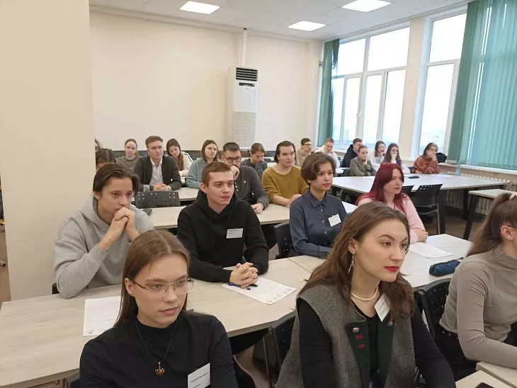 Студенты БФУ приняли участие в земельно-кадастровом диктанте |  2