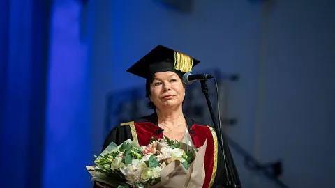 Поздравляем Почетного доктора БФУ им. И. Канта Веру Ивановну Заботкину с юбилеем