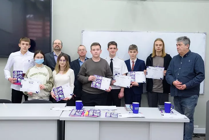 В БФУ впервые прошла школьная математическая олимпиада имени профессора В.&nbsp;С.&nbsp;Малаховского |  6