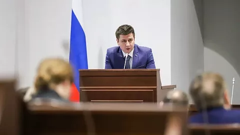 «В числе лучших вузов России»: Максим Демин представил результаты развития университета и его стратегию в Заксобрании региона